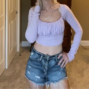 Adorable lavender ruched crop top!